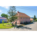 Martina Běhulová – Penzion u zámku Milotice (Břeclav) – logo společnosti